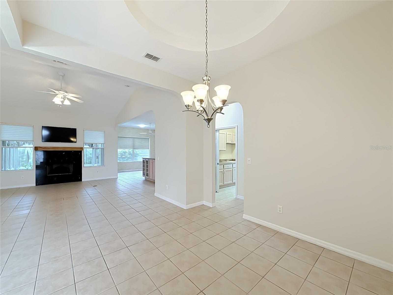 Tile floors can be cleaned and the grout lines disappear. - 11932 SE 179TH ST, SUMMERFIELD