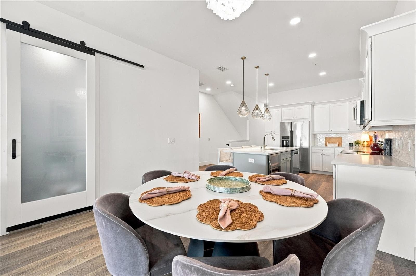 Townhouse at 11797 1ST ST E, TREASURE ISLAND, photo 14 of 77