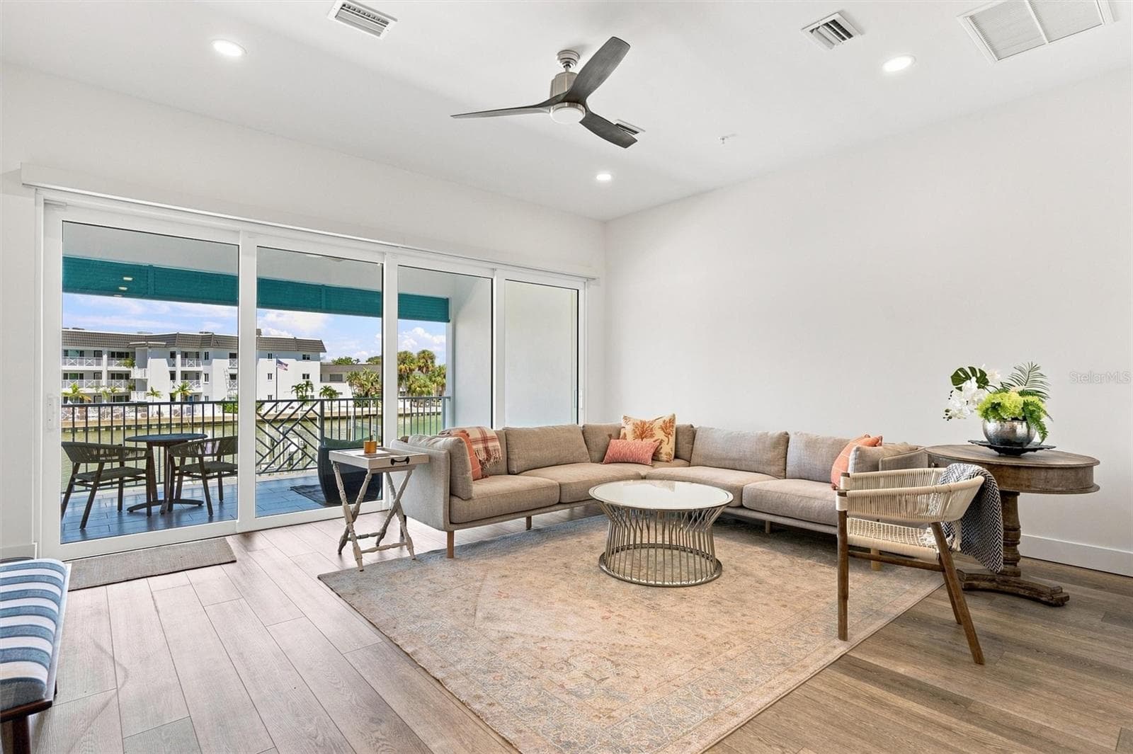 Townhouse at 11797 1ST ST E, TREASURE ISLAND, photo 15 of 77