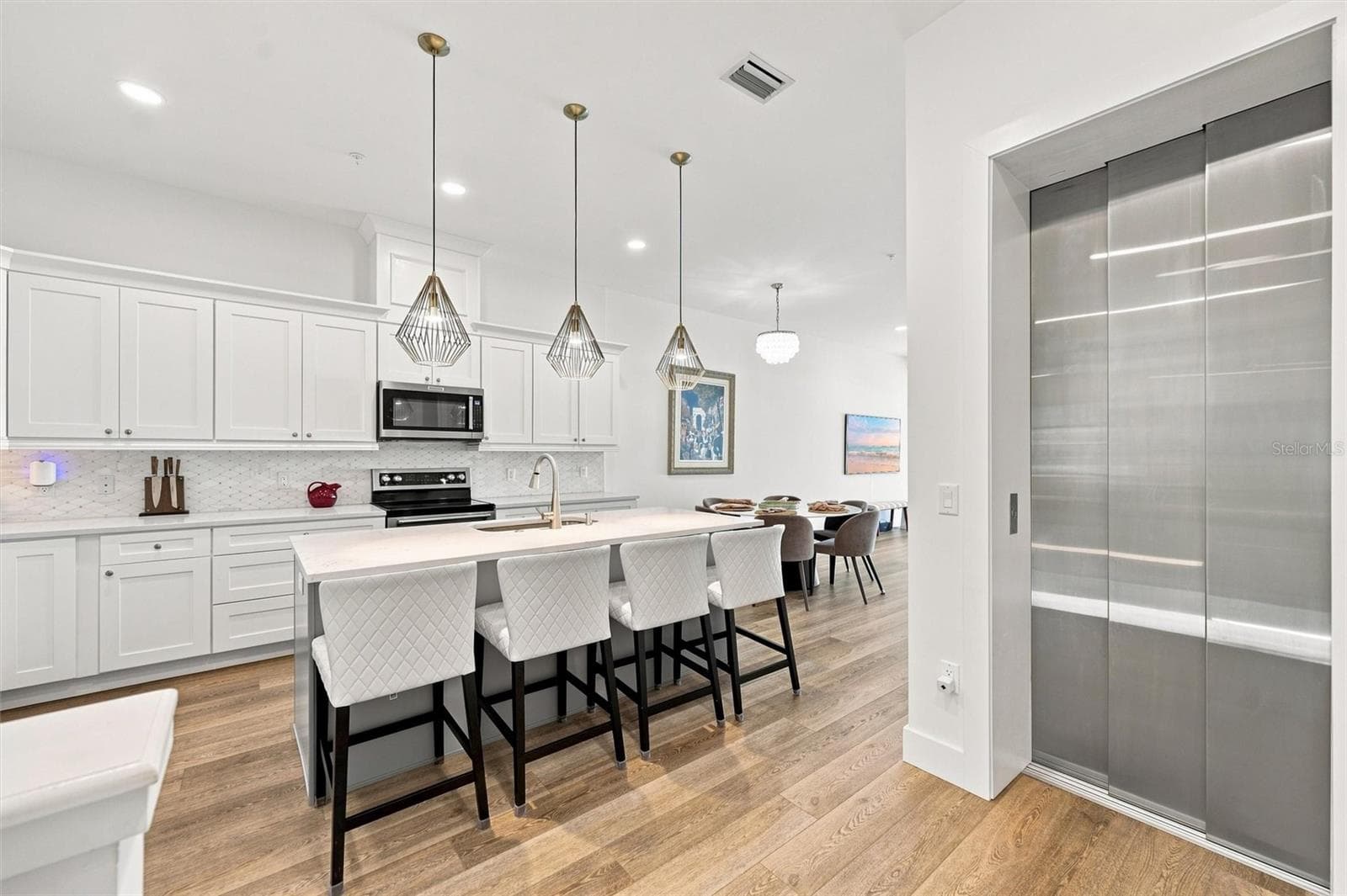 Townhouse at 11797 1ST ST E, TREASURE ISLAND, photo 16 of 77