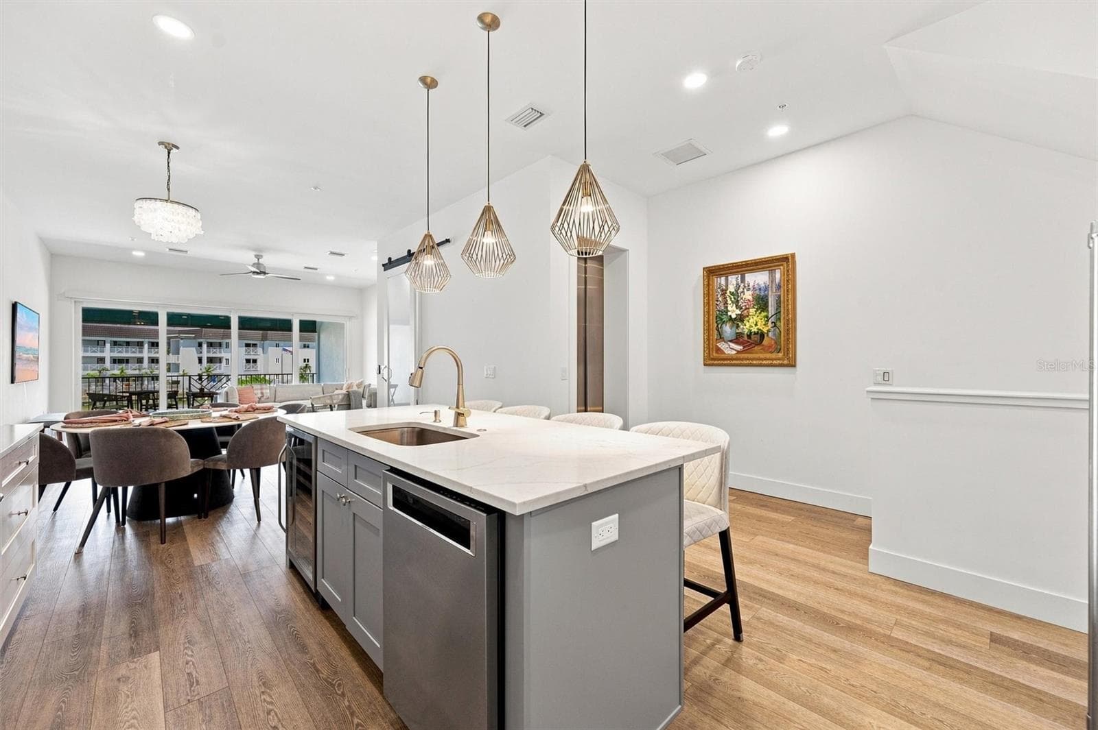 Townhouse at 11797 1ST ST E, TREASURE ISLAND, photo 18 of 77