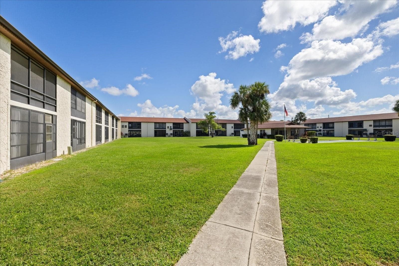 Condominium at 5154 TURQUOISE LN #106, NEW PORT RICHEY, photo 32 of 46