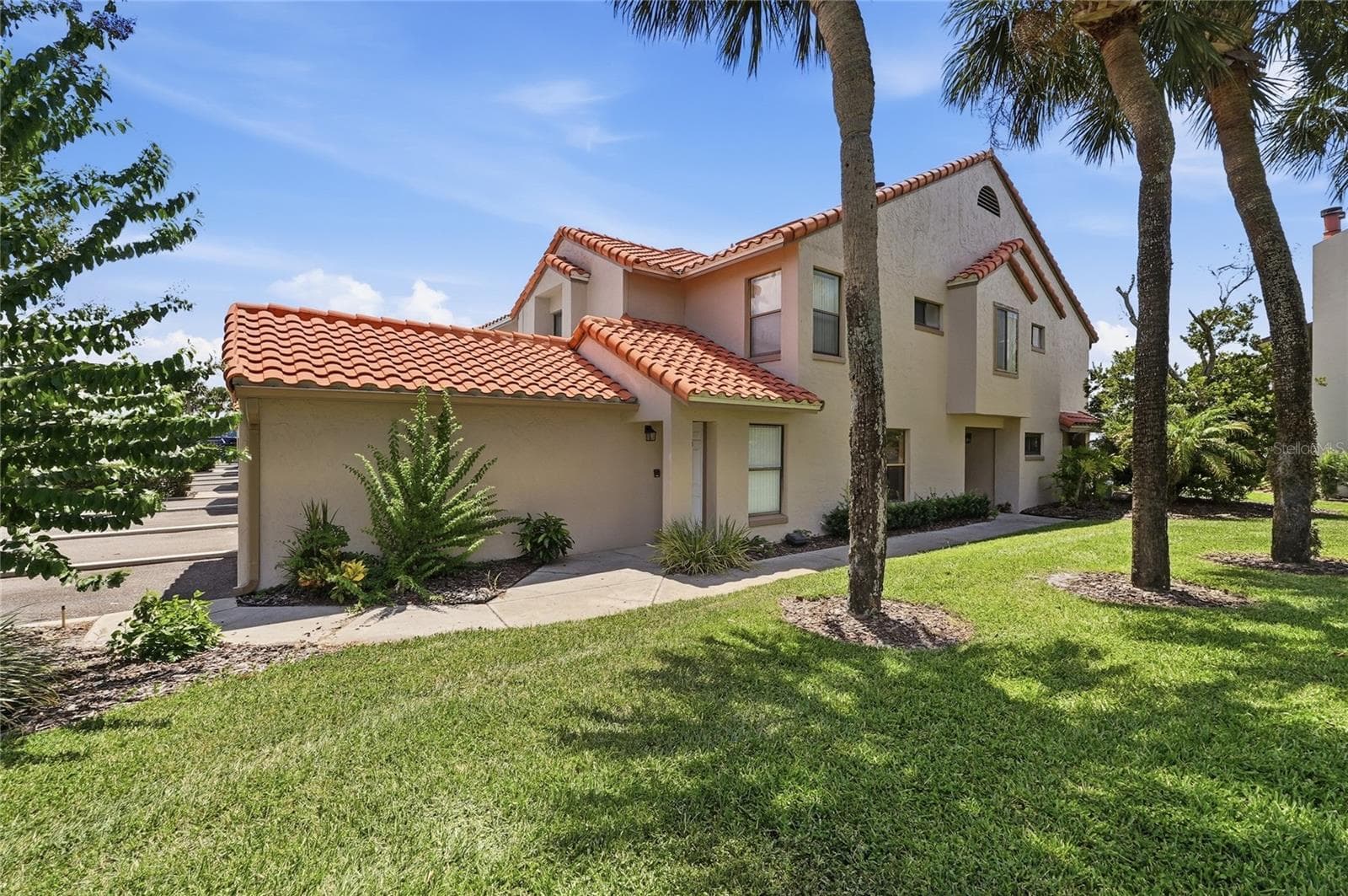 Condominium at 701 MAGNOLIA PL, WINTER HAVEN, photo 3 of 61