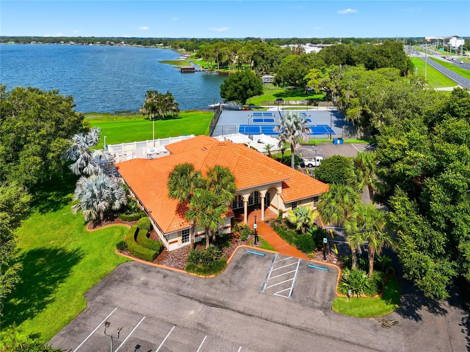 Condominium at 701 MAGNOLIA PL, WINTER HAVEN, photo 52 of 61