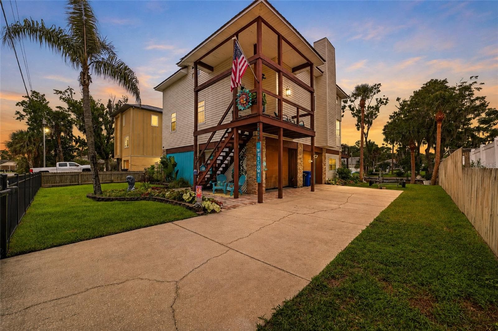 Single Family Residence at 1424 SE 5TH AVE, CRYSTAL RIVER, photo 2 of 99
