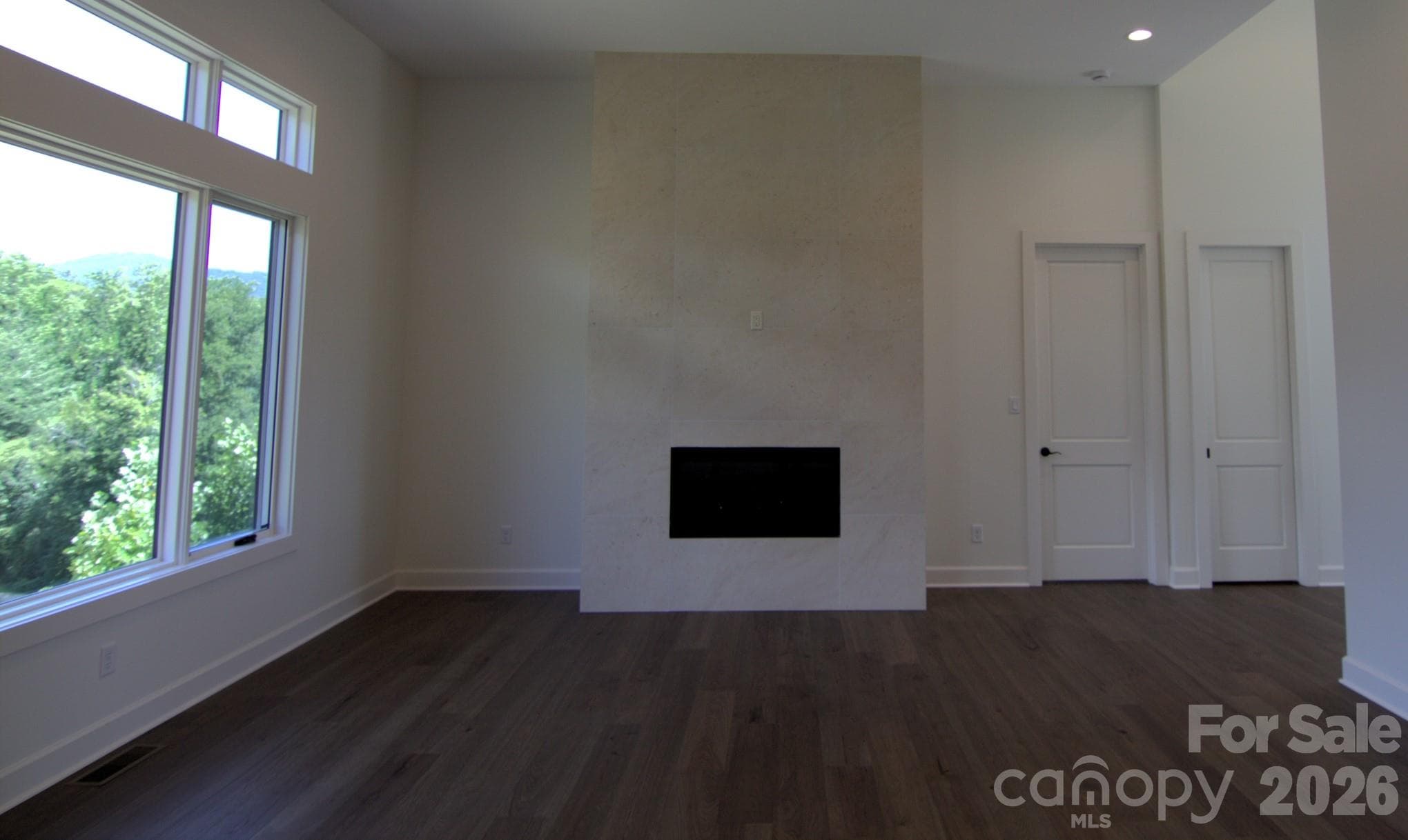 Great Room - 47 Versailles Lane, Asheville