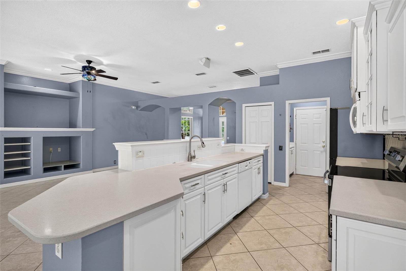 Single Family Residence at 12 NICOTIANA CT, HOMOSASSA, photo 2 of 79