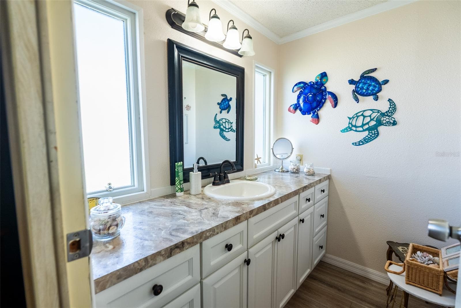 MASTER ON- SUITE BATH - 6703 CANTERBURY DR NE, WINTER HAVEN