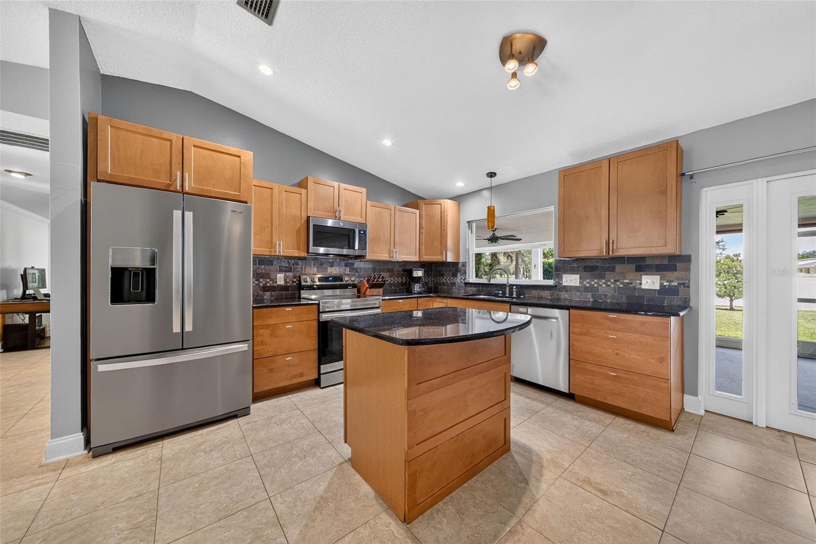 Single Family Residence at 943 FAIRWAY DR, WINTER PARK, photo 22 of 78