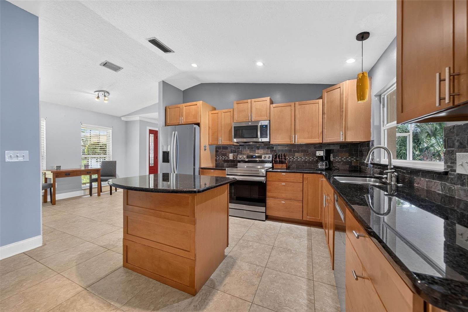 Kitchen 12'x11' - 943 FAIRWAY DR, WINTER PARK