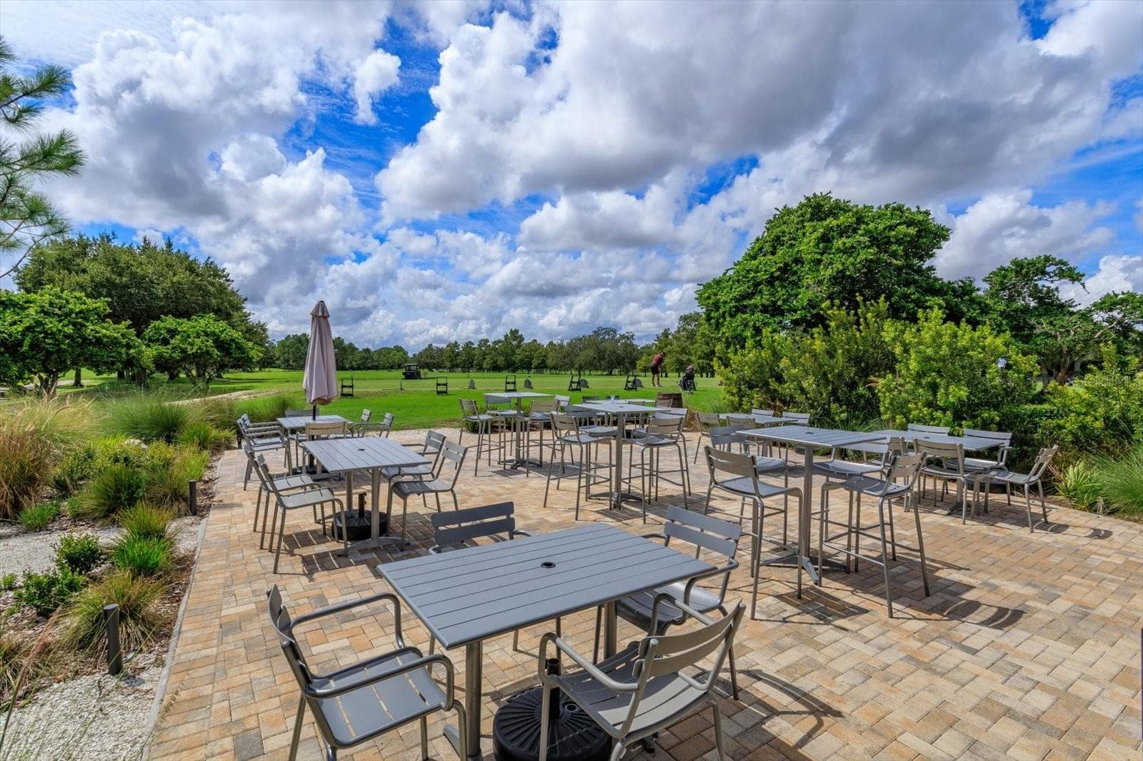 Patio Area - Winter Park Pines Golf Course - 943 FAIRWAY DR, WINTER PARK