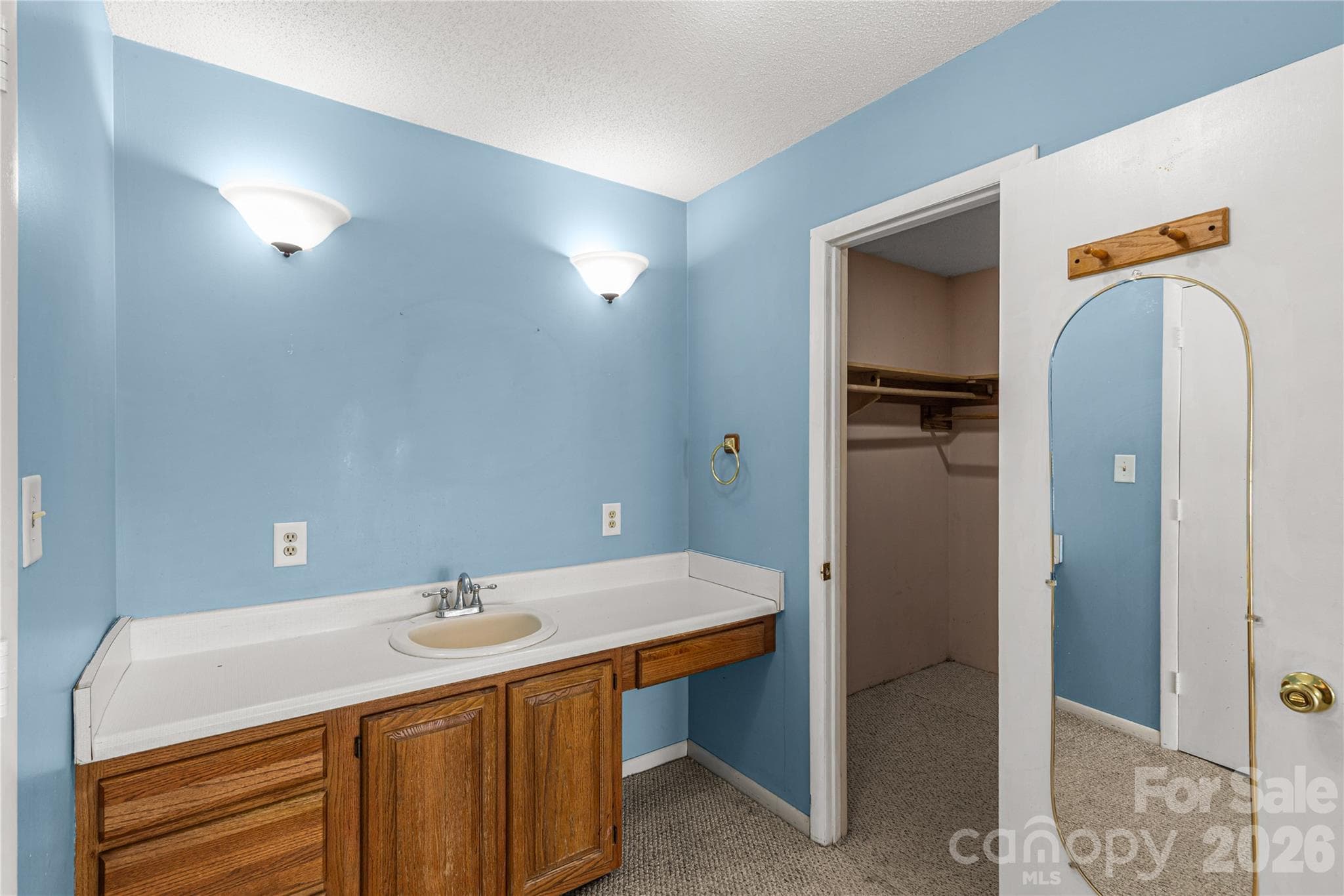 Primary Bathroom - 1575 Lincoln Road, York