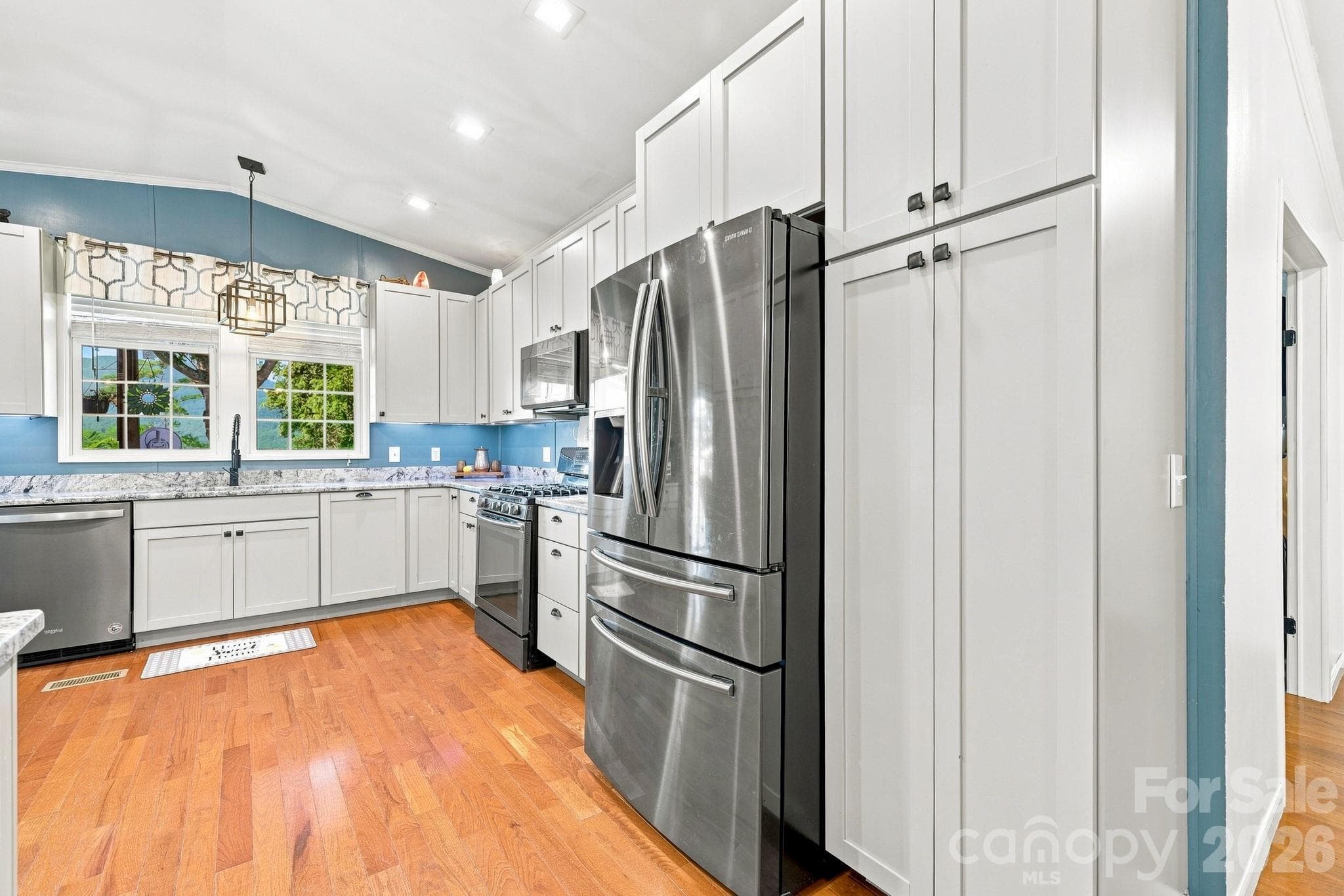 Single Family Residence at 4 Sunset Farms Road, Whittier, photo 14 of 48