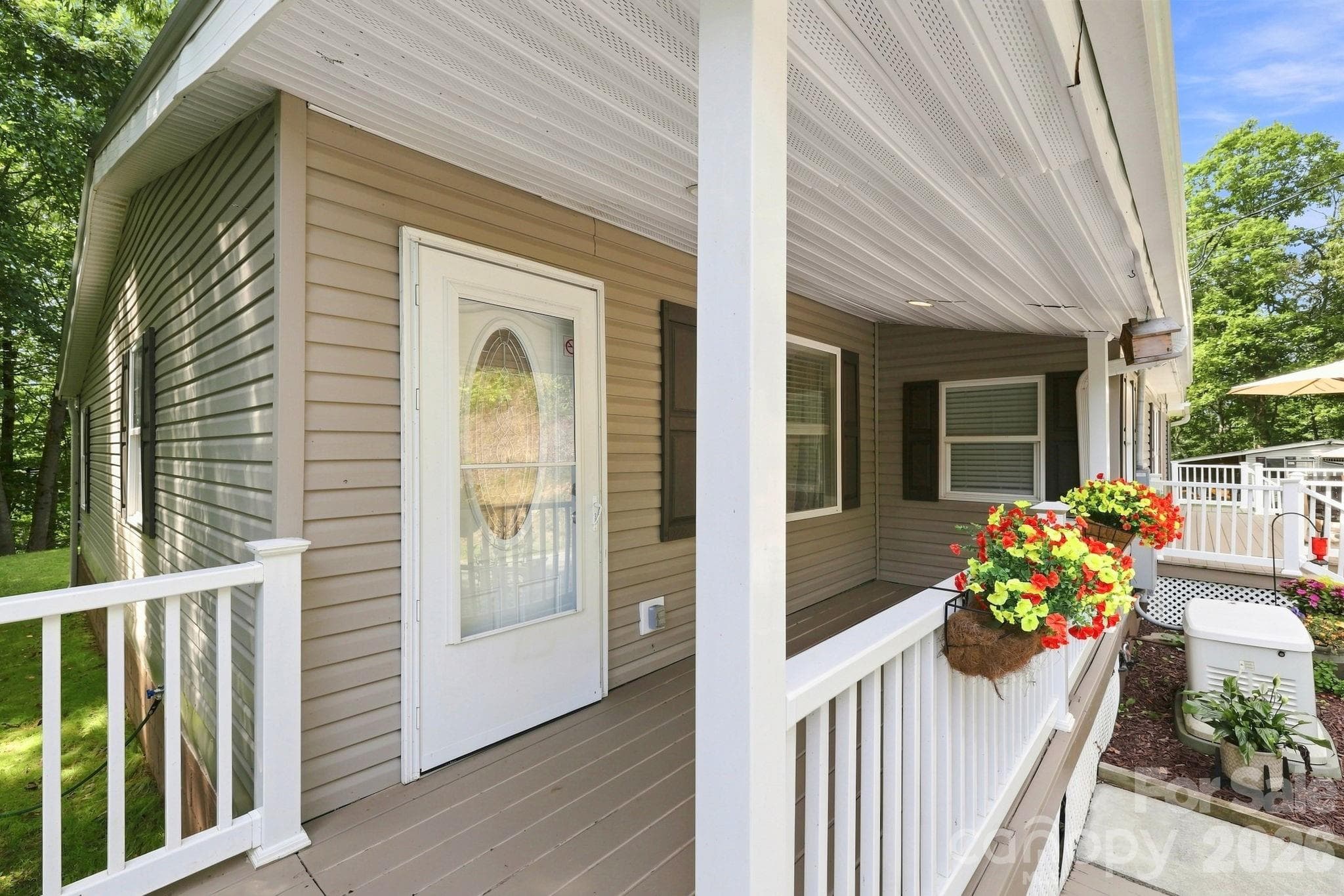 In Law Suite Separate enterance - 4 Sunset Farms Road, Whittier