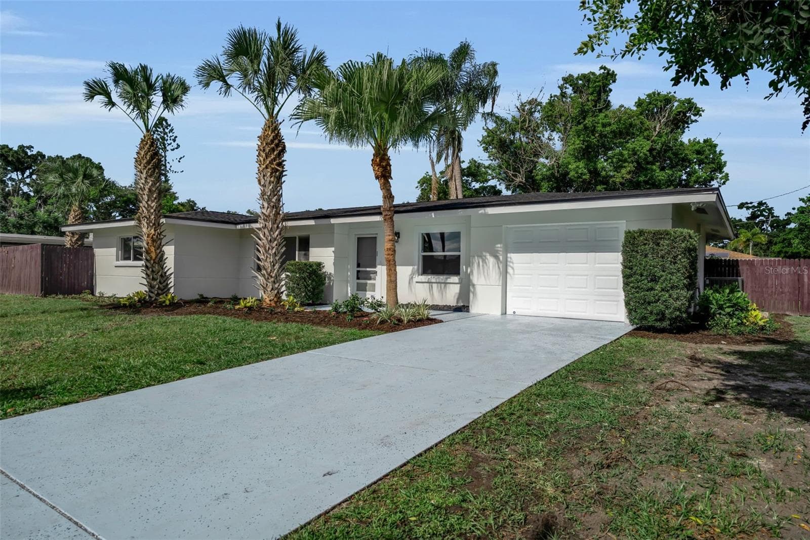 2769 WISTERIA PL