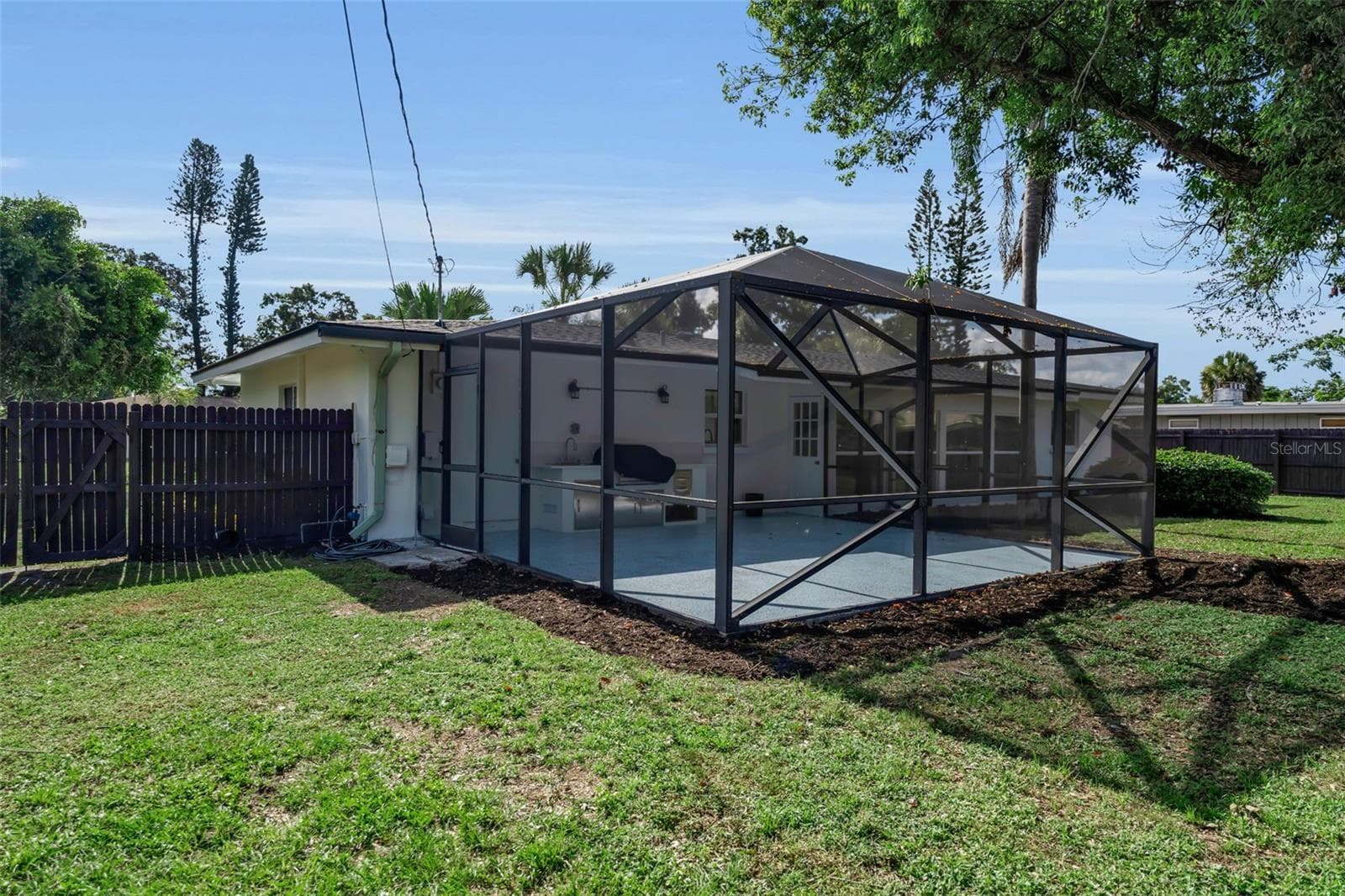 Single Family Residence at 2769 WISTERIA PL, SARASOTA, photo 11 of 59
