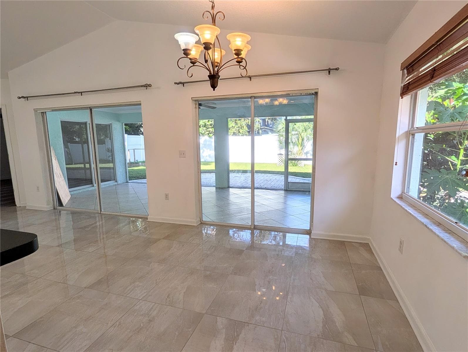 Single Family Residence at 4557 WORCESTER RD, SARASOTA, photo 14 of 40