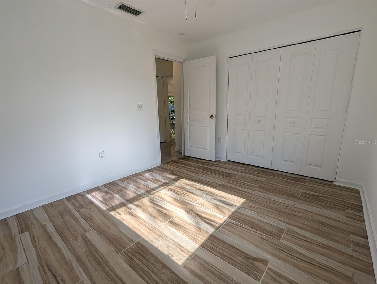 Single Family Residence at 4557 WORCESTER RD, SARASOTA, photo 28 of 40