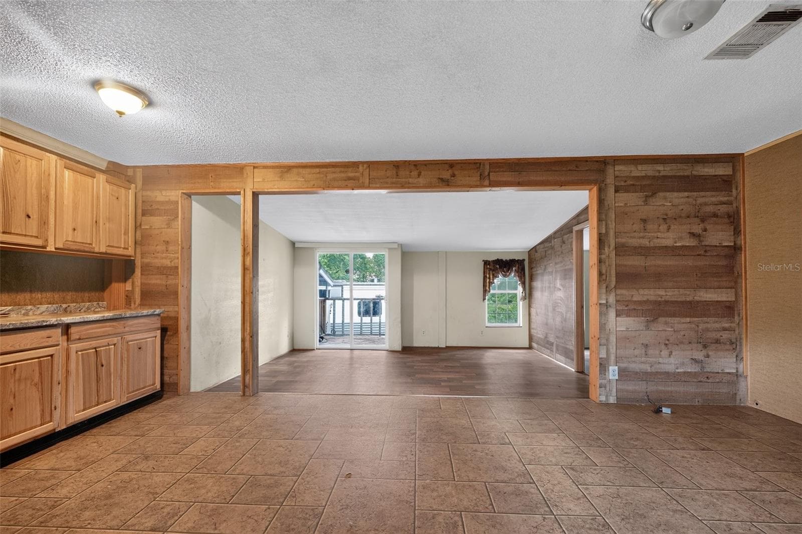 Manufactured Home at 4389 288TH TER, BRANFORD, photo 6 of 29
