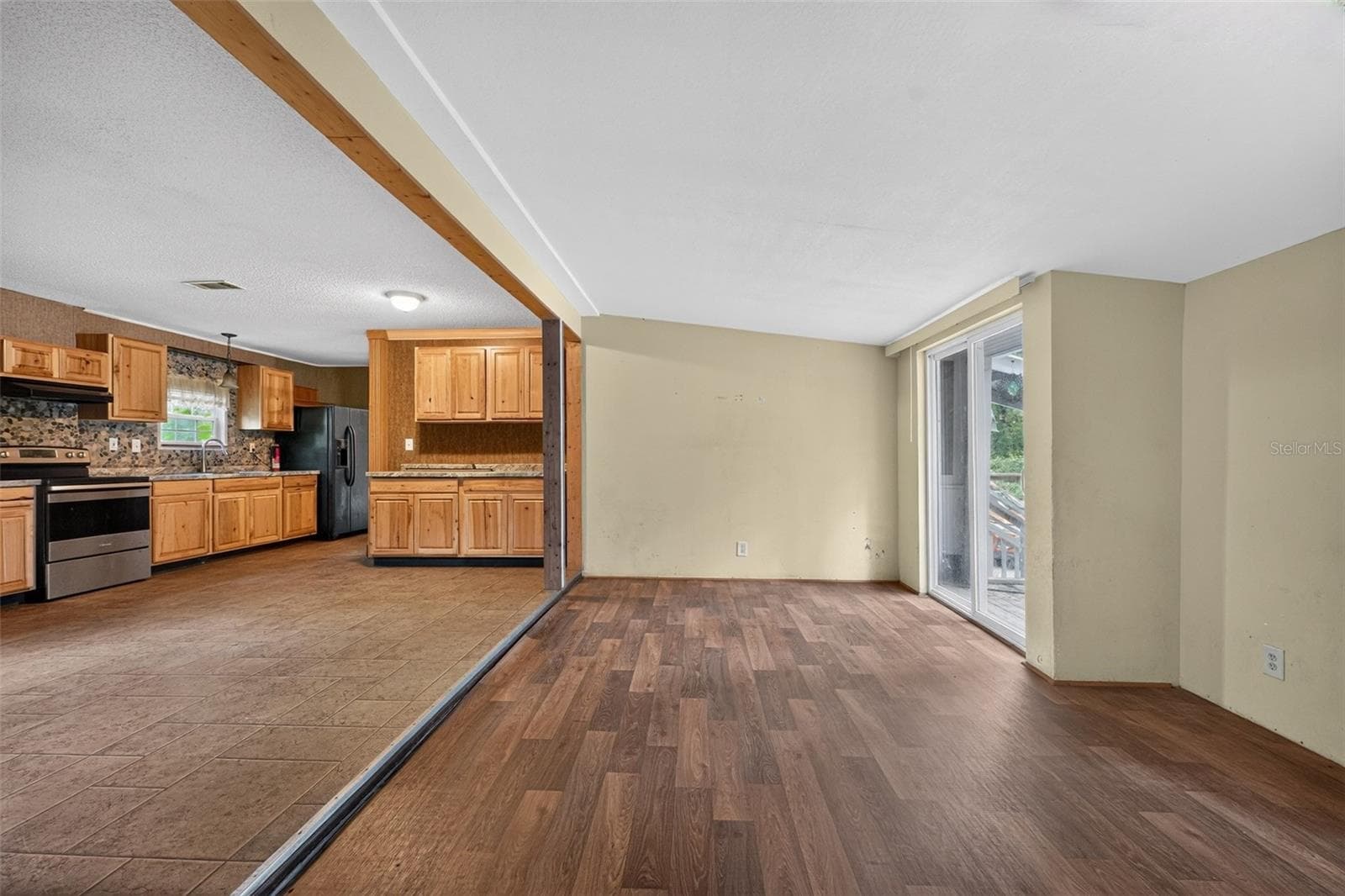 Manufactured Home at 4389 288TH TER, BRANFORD, photo 9 of 29