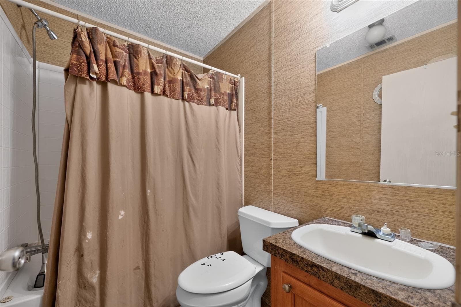 Manufactured Home at 4389 288TH TER, BRANFORD, photo 18 of 29