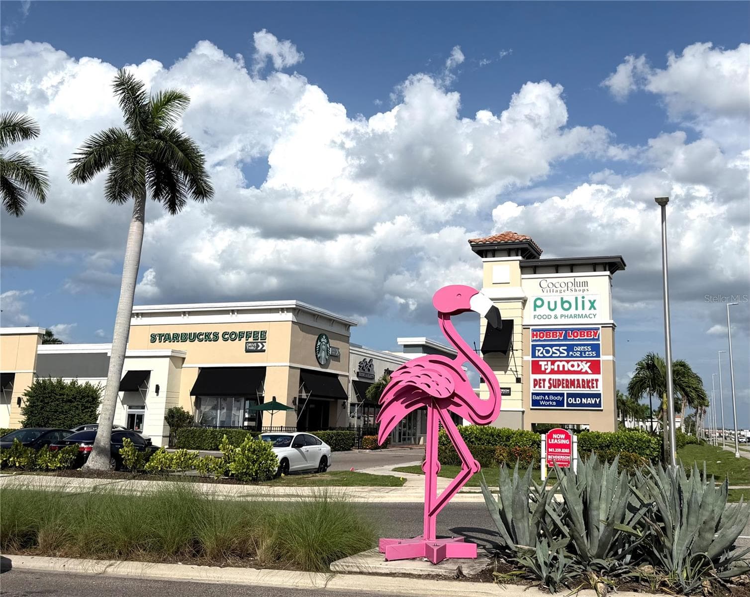 COCOPLUM VILLAGE SHOPS - 4562 BARODA AVE, NORTH PORT