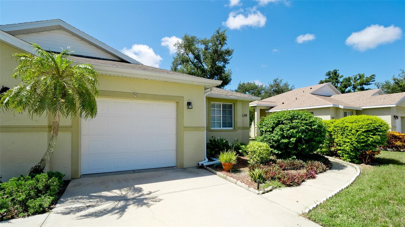 Villa at 209 28TH ST W, PALMETTO, photo 2 of 60