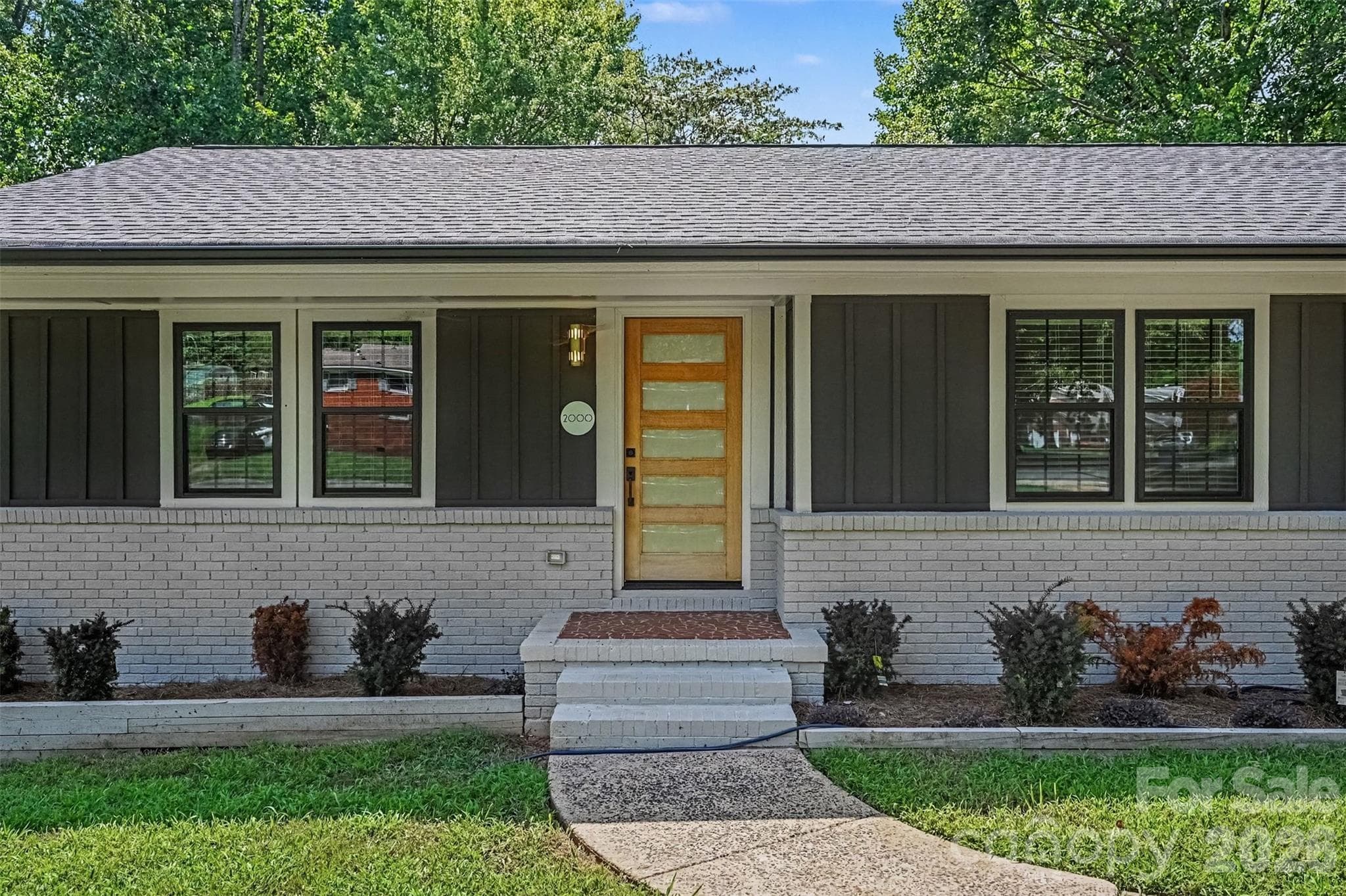 Single Family Residence at 2000 Kilborne Drive, Charlotte, photo 3 of 46