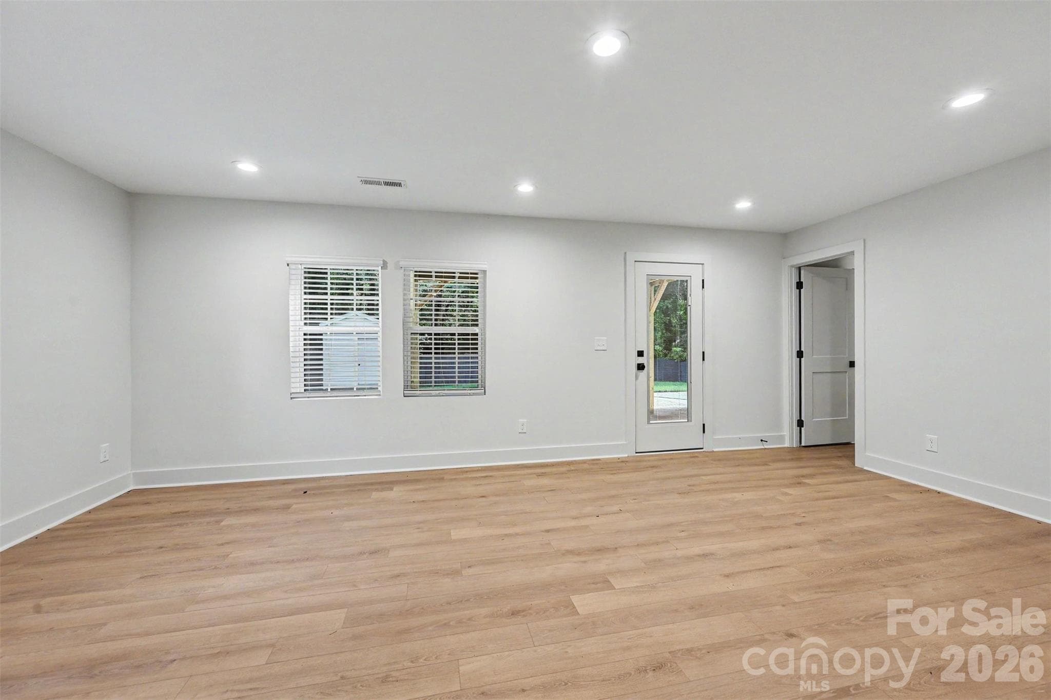 Single Family Residence at 2000 Kilborne Drive, Charlotte, photo 38 of 46