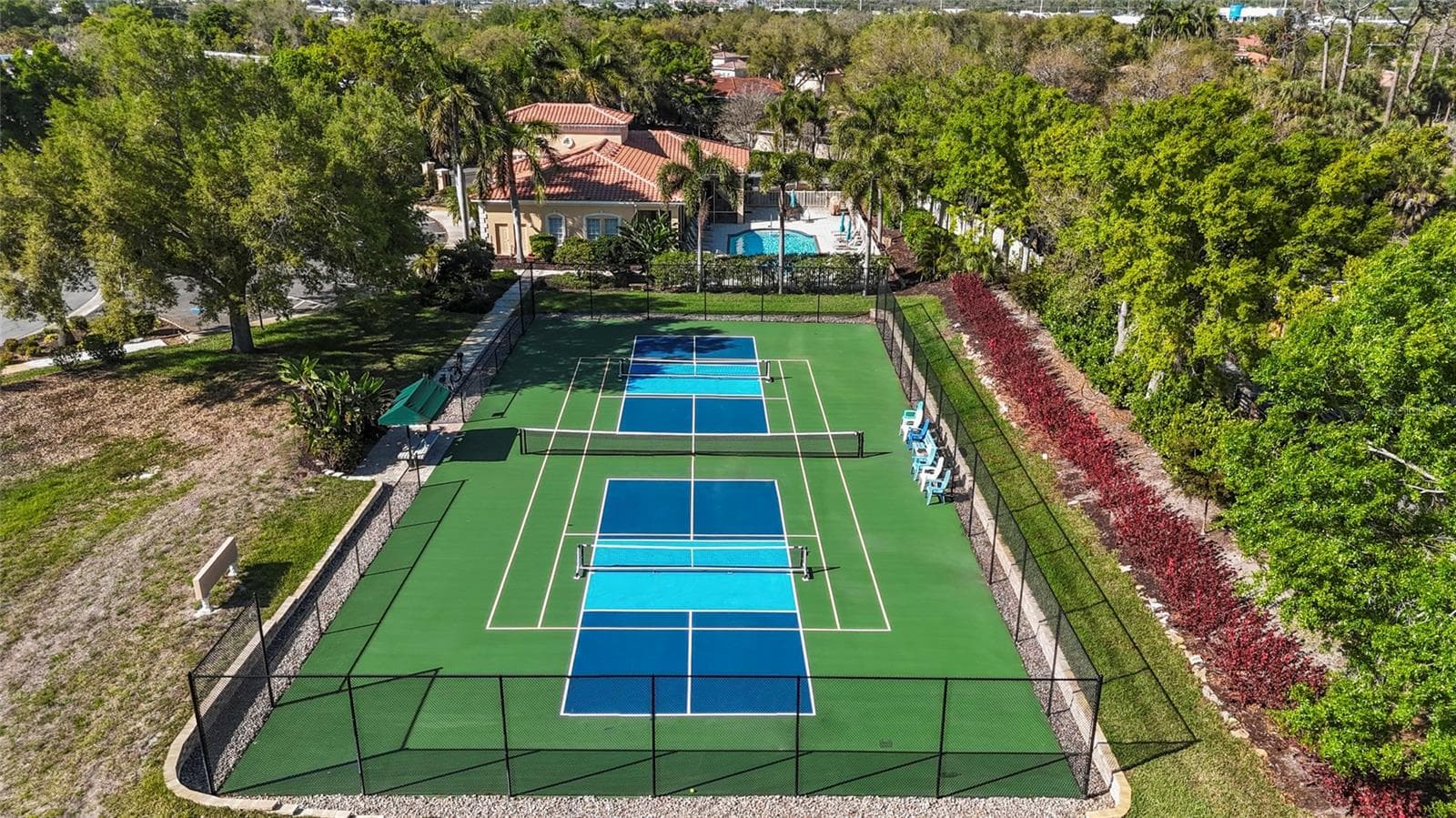 Tennis/Pickleball Court - 125 RIO TERRA, VENICE
