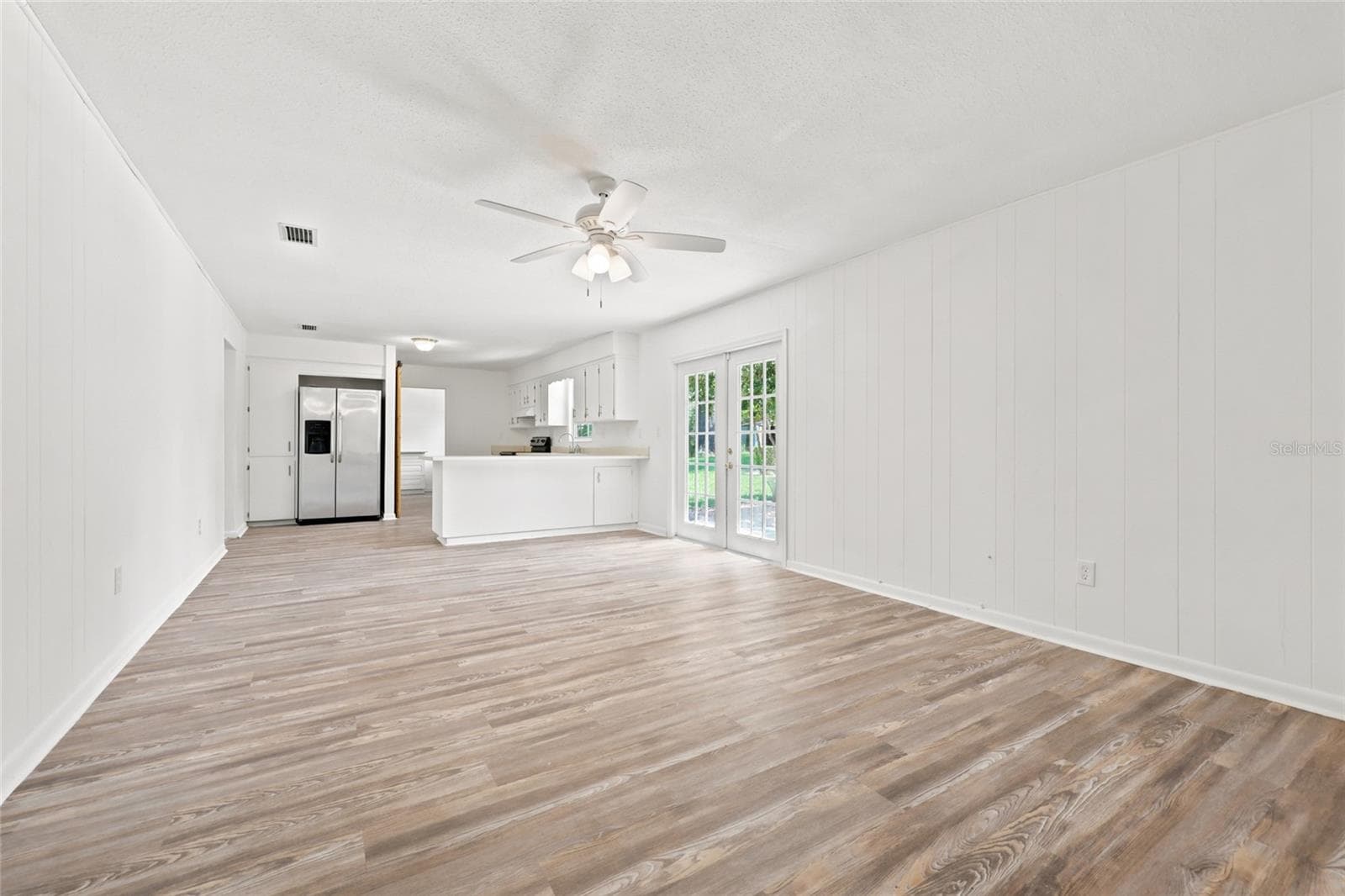Single Family Residence at 167 SW THURMAN TER, LAKE CITY, photo 9 of 33