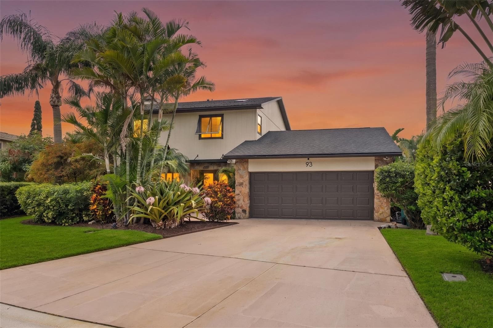 Single Family Residence at 93 S CANAL DR, PALM HARBOR, photo 2 of 39