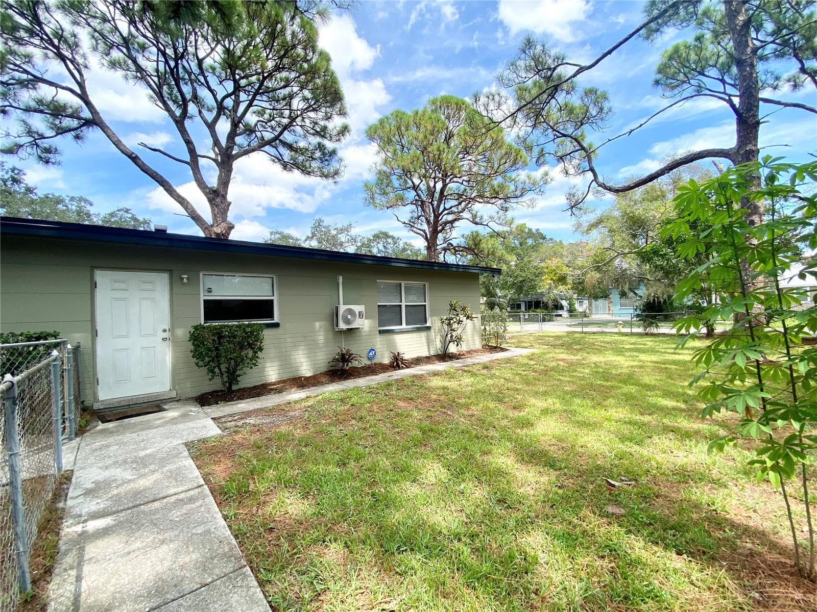 Duplex at 2343 8TH ST S, ST PETERSBURG, photo 19 of 21