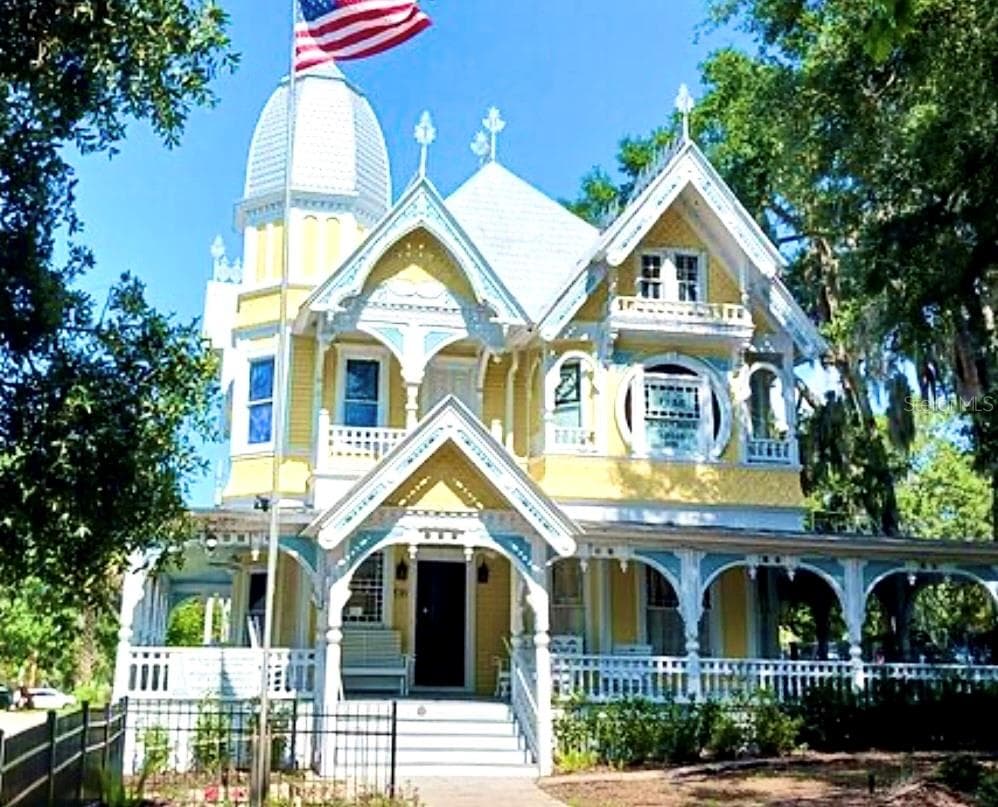Single Family Residence at 140 N JOHNS ST, MOUNT DORA, photo 25 of 31