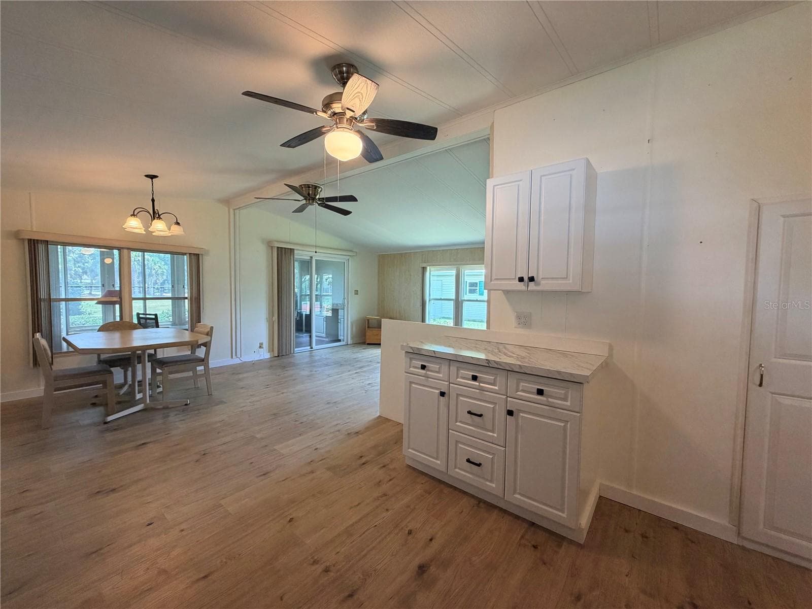 Manufactured Home at 7445 MORIAH AVE, BROOKSVILLE, photo 4 of 28