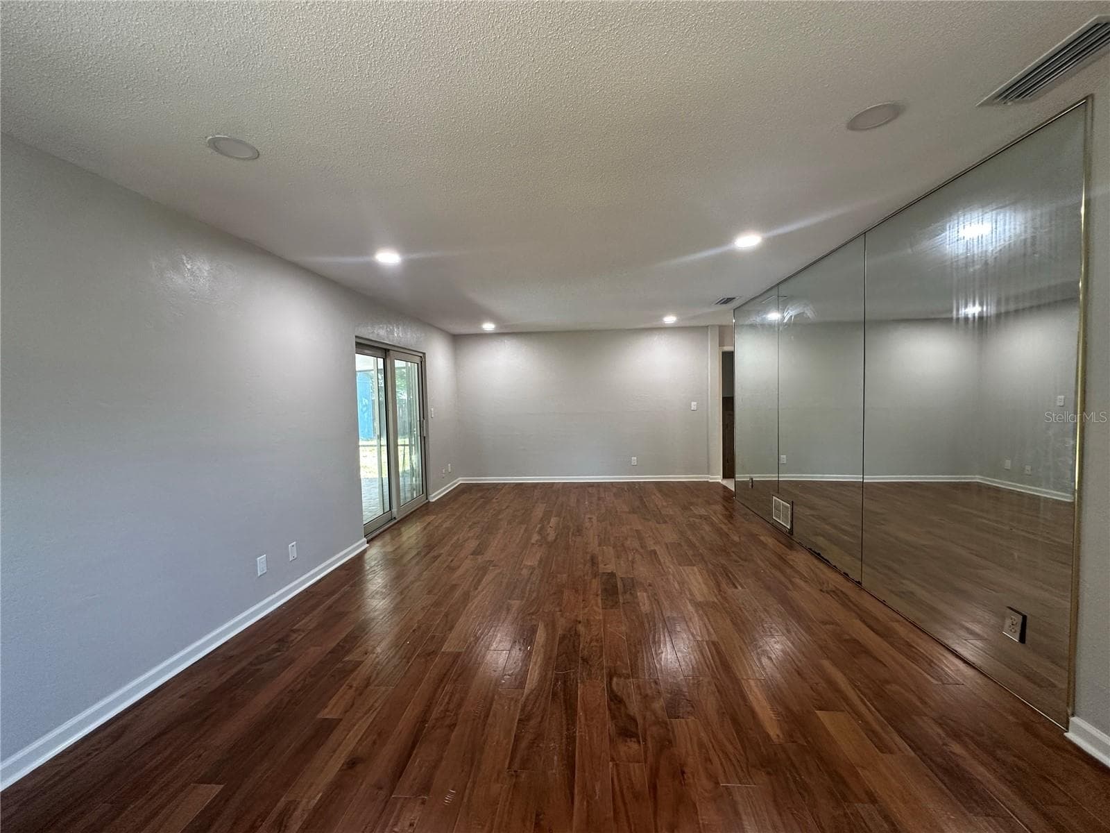 Single Family Residence at 172 SEMINOLE DR, ORMOND BEACH, photo 19 of 29