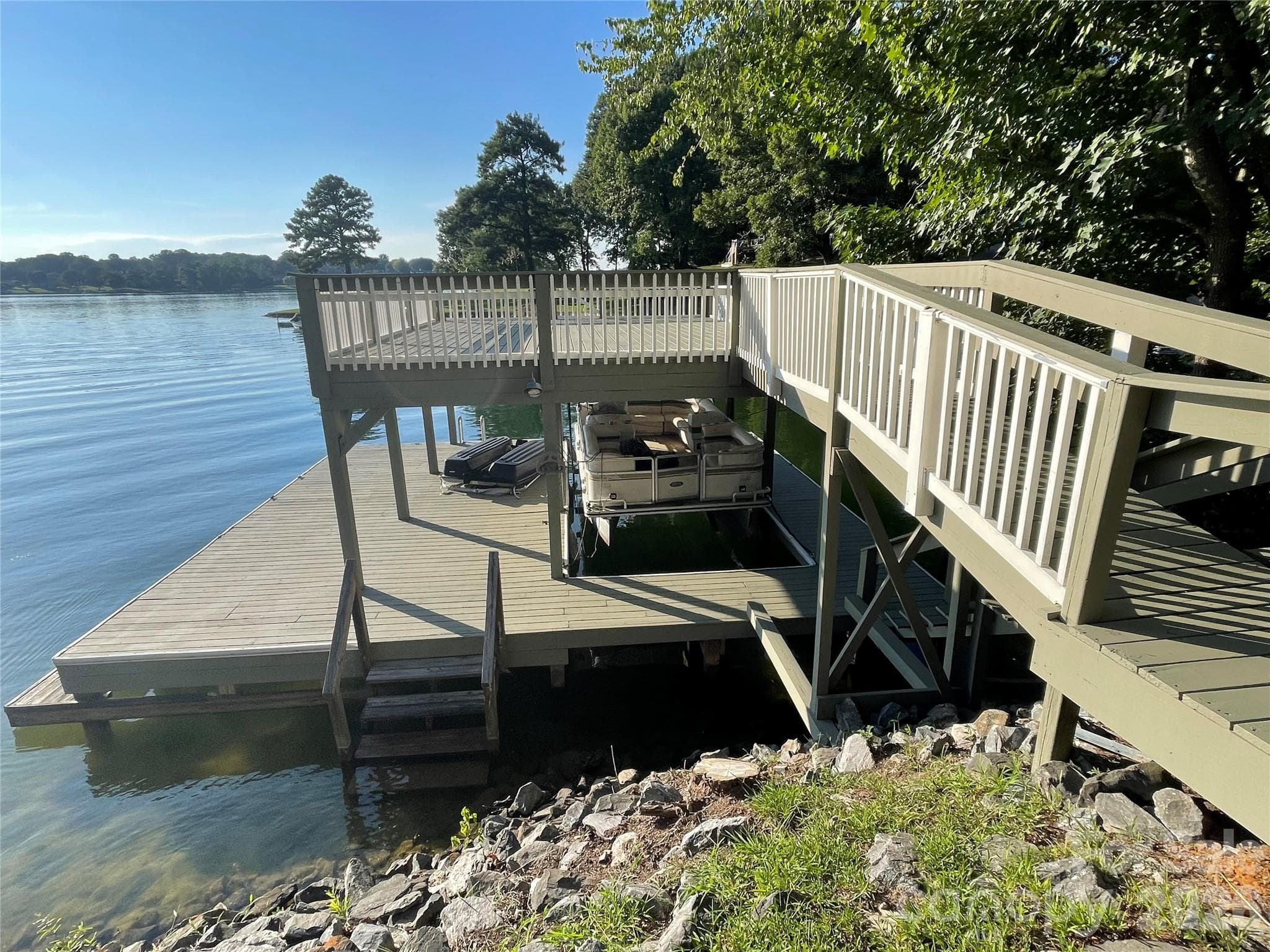 Single Family Residence at 154 Quail Hollow Drive, Kings Mountain, photo 39 of 46