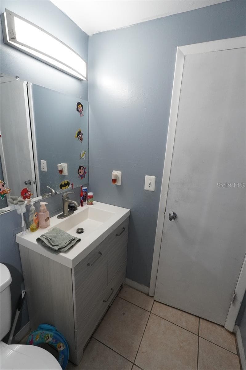 second bathroom - 14611 SW 37TH CT, OCALA