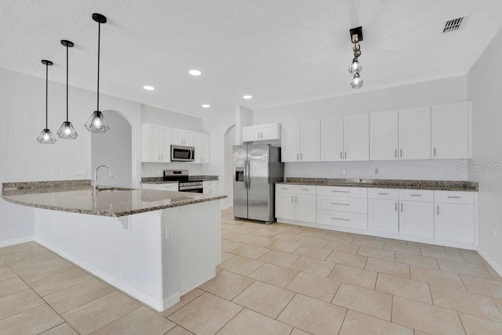 Single Family Residence at 1086 ROCK CREEK ST, APOPKA, photo 6 of 60