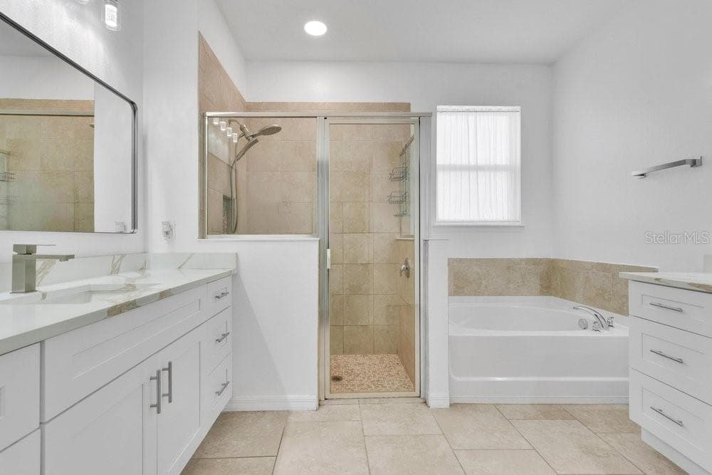 Single Family Residence at 1086 ROCK CREEK ST, APOPKA, photo 13 of 60