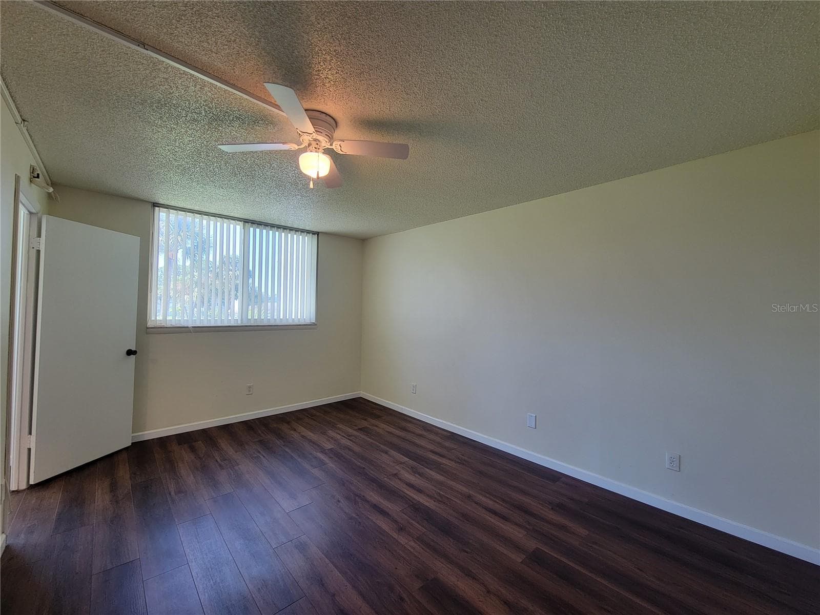 Condominium at 4880 LOCUST ST NE #235, ST PETERSBURG, photo 16 of 34