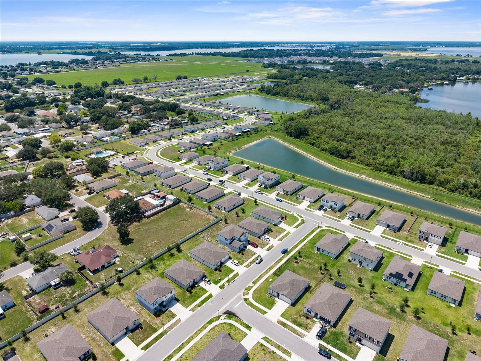 Single Family Residence at 1502 BRANCHWOOD LN, AUBURNDALE, photo 41 of 45