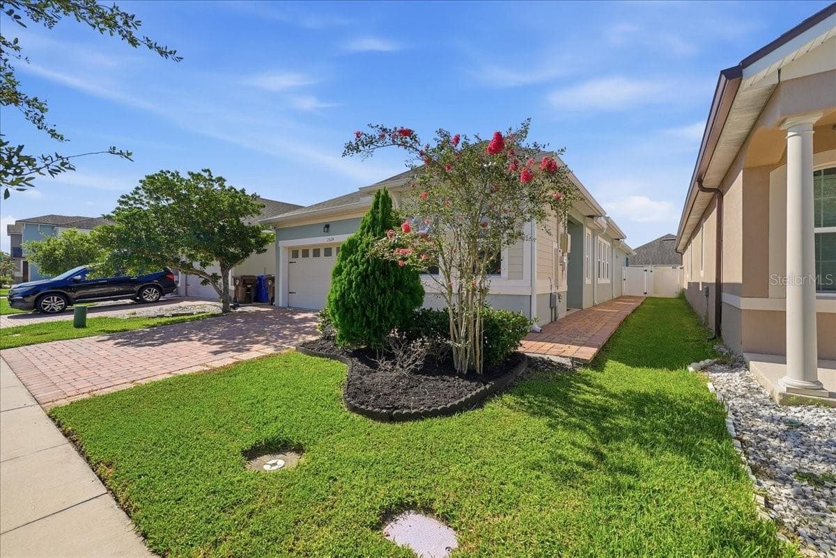 Single Family Residence at 2524 RAPOLLO DR, KISSIMMEE, photo 2 of 31