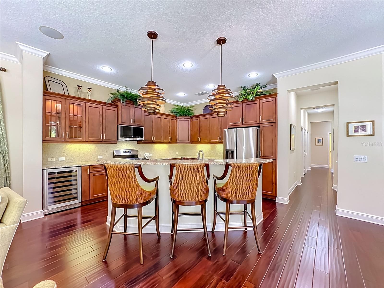 Single Family Residence at 7668 SILVERWOOD CT, LAKEWOOD RANCH, photo 11 of 57