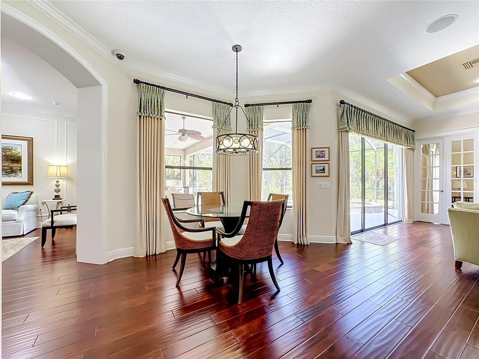 Single Family Residence at 7668 SILVERWOOD CT, LAKEWOOD RANCH, photo 17 of 57