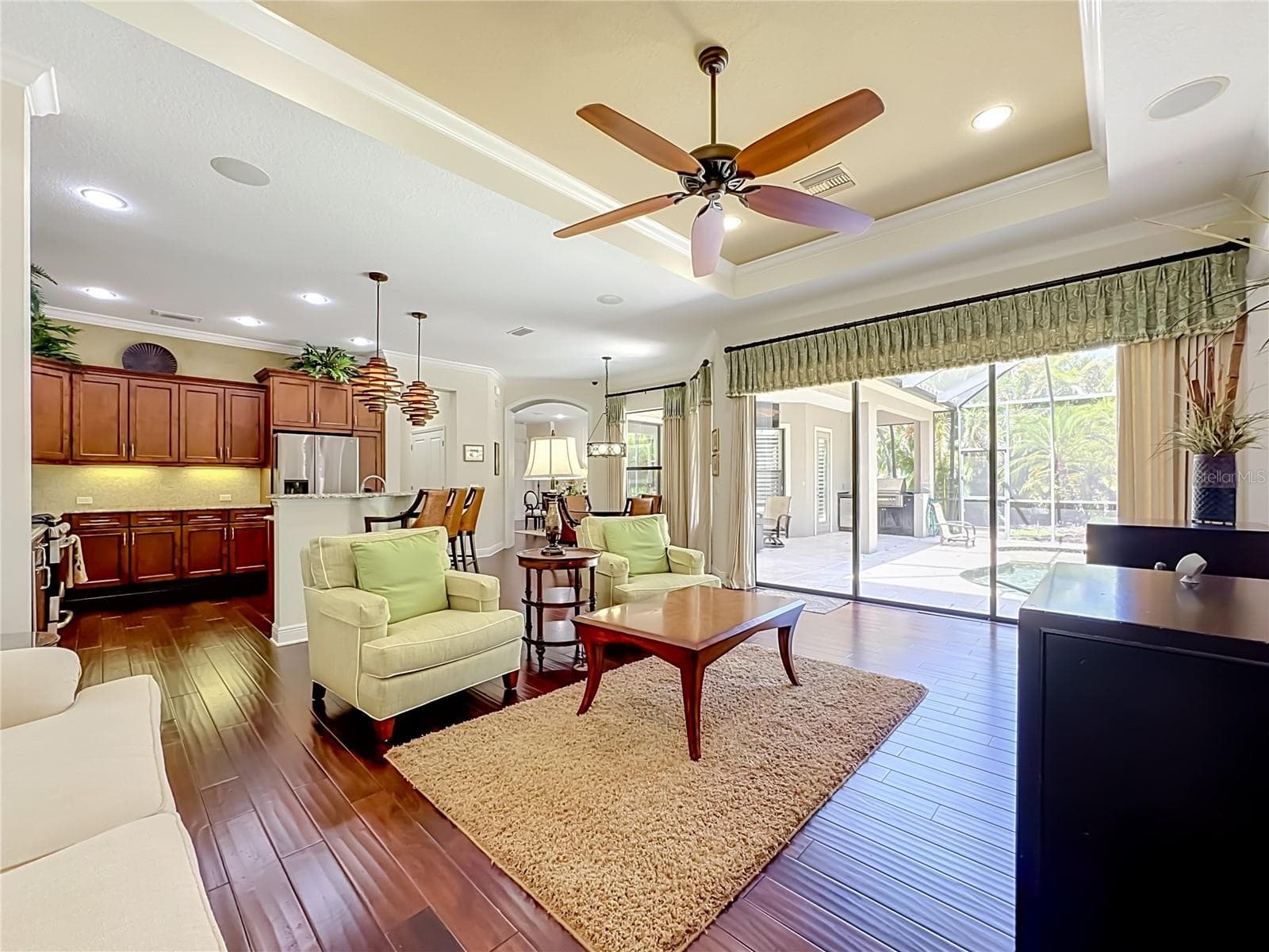 Single Family Residence at 7668 SILVERWOOD CT, LAKEWOOD RANCH, photo 18 of 57