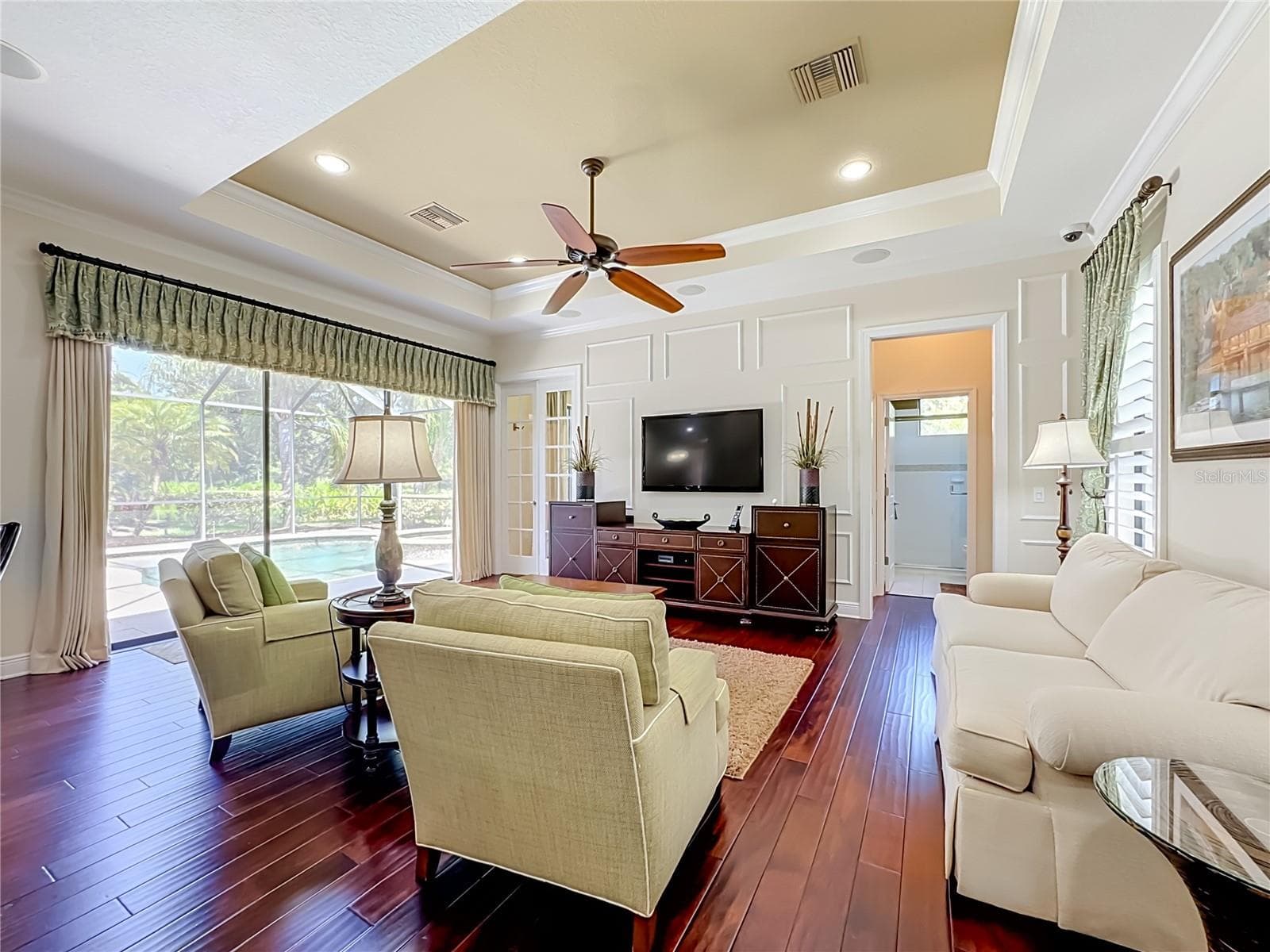 Single Family Residence at 7668 SILVERWOOD CT, LAKEWOOD RANCH, photo 20 of 57