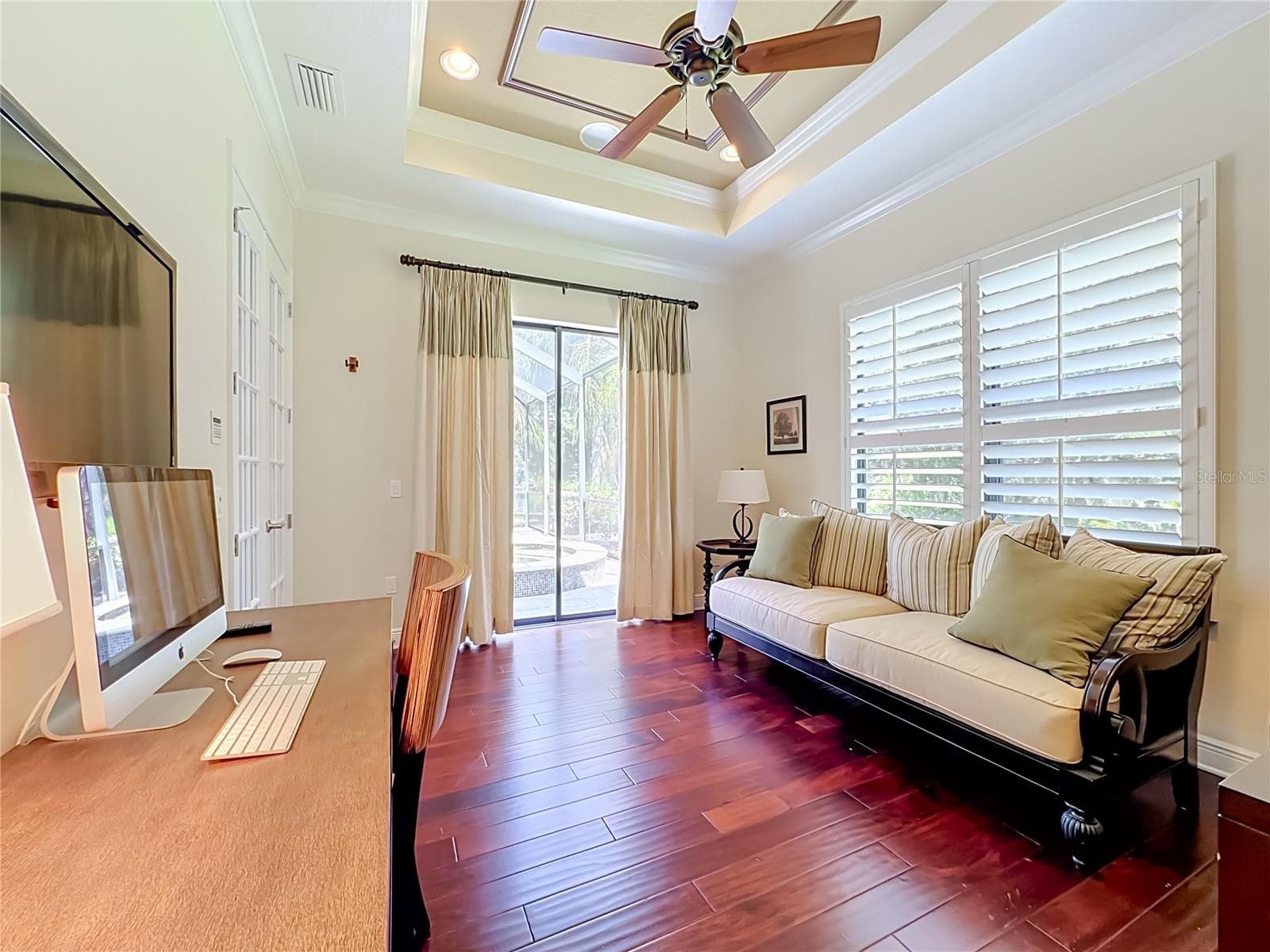 Single Family Residence at 7668 SILVERWOOD CT, LAKEWOOD RANCH, photo 23 of 57