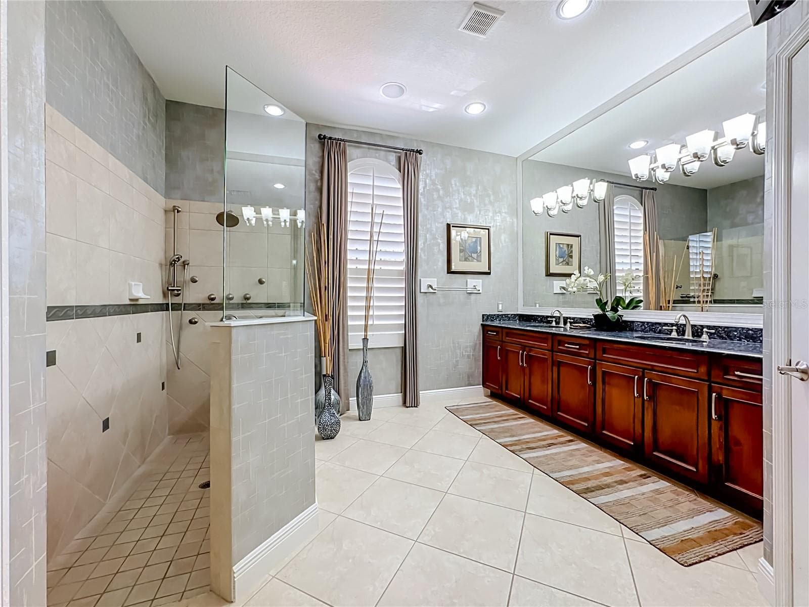 Single Family Residence at 7668 SILVERWOOD CT, LAKEWOOD RANCH, photo 31 of 57