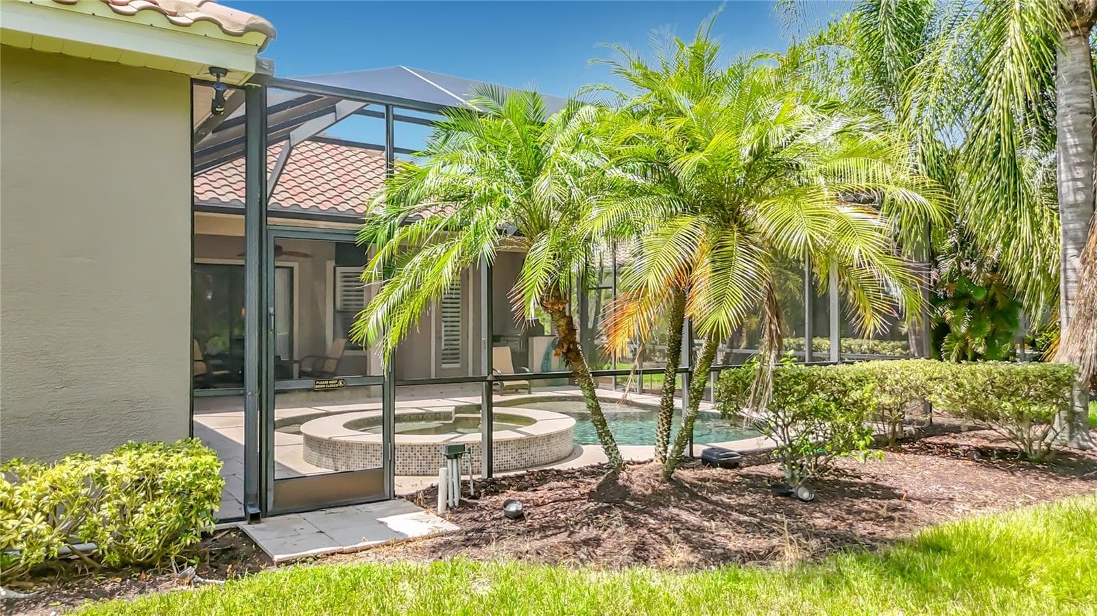 Single Family Residence at 7668 SILVERWOOD CT, LAKEWOOD RANCH, photo 46 of 57